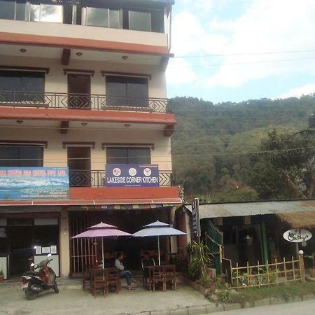 Pokhara Metro Eco Hotel Kültér fotó